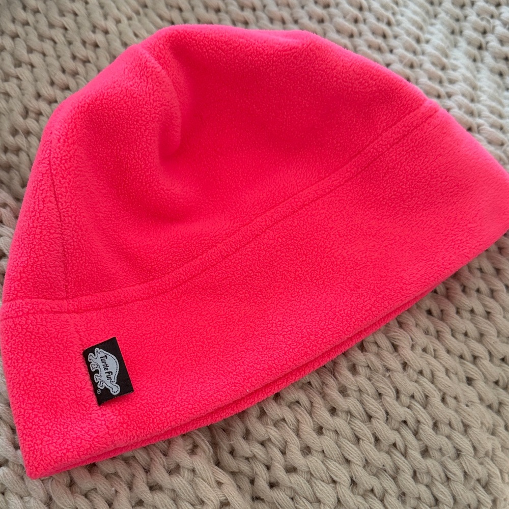 Turtle Fur Womens Hot Pink Fleece Toboggan